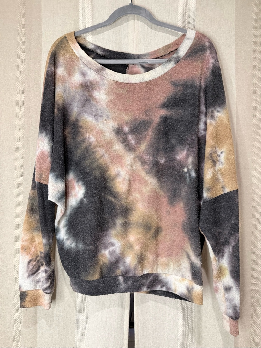 Bat Wing Tie-Dye Sweater in Pink, Black & Tan